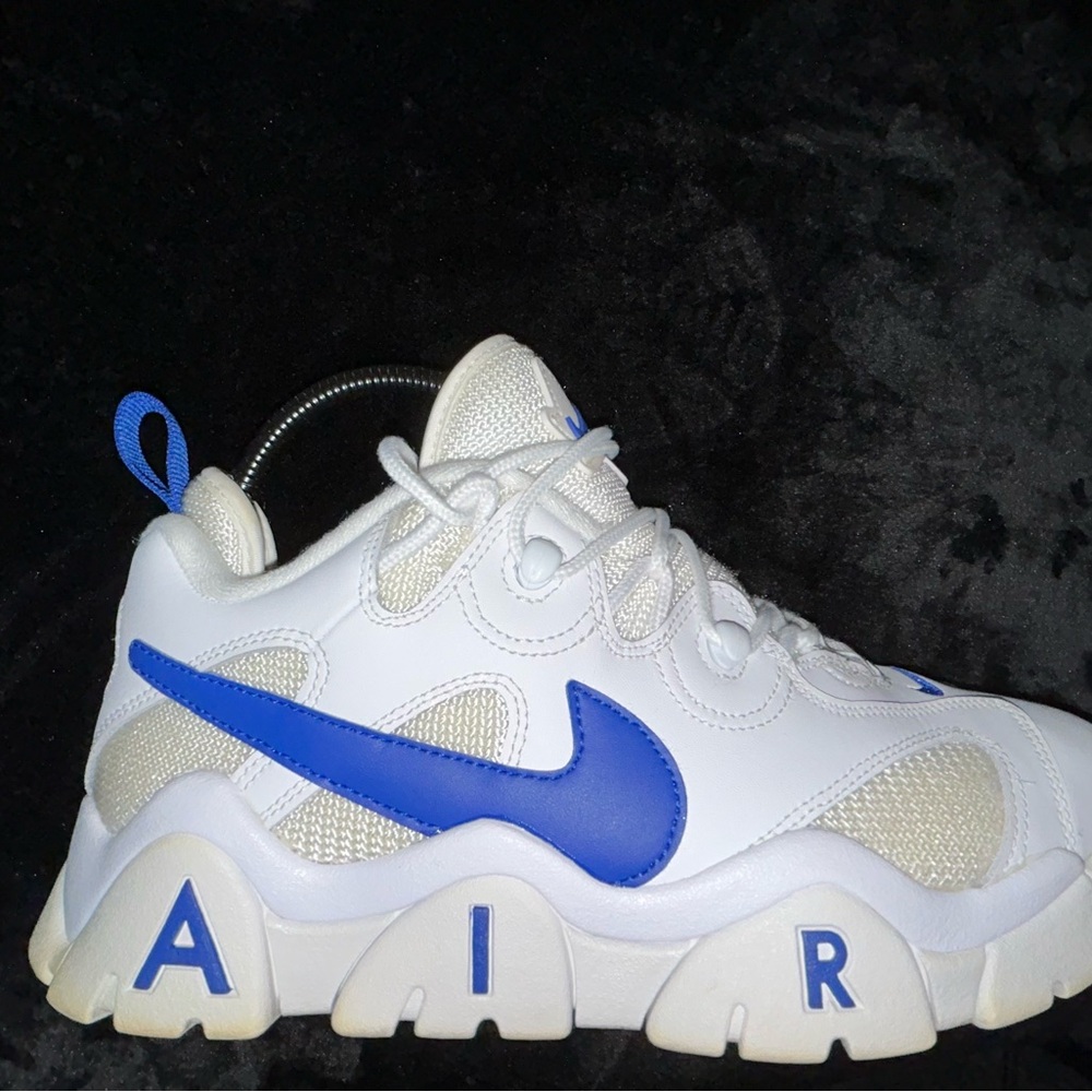 Nike Barrage Sneakers size 9 - Picture 2 of 5